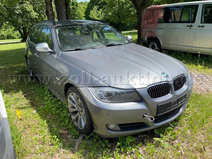 Fahrzeug vorne rechts Fahrzeug vorne rechts