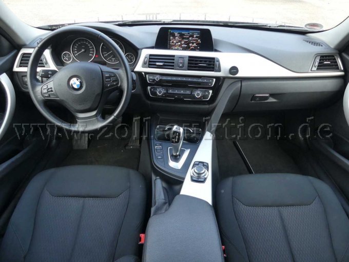 Gesamtansicht Armaturenträger