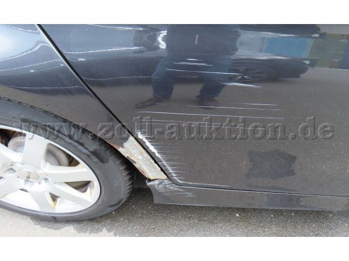 Ansicht Unfallschaden rechts hinten seitlich