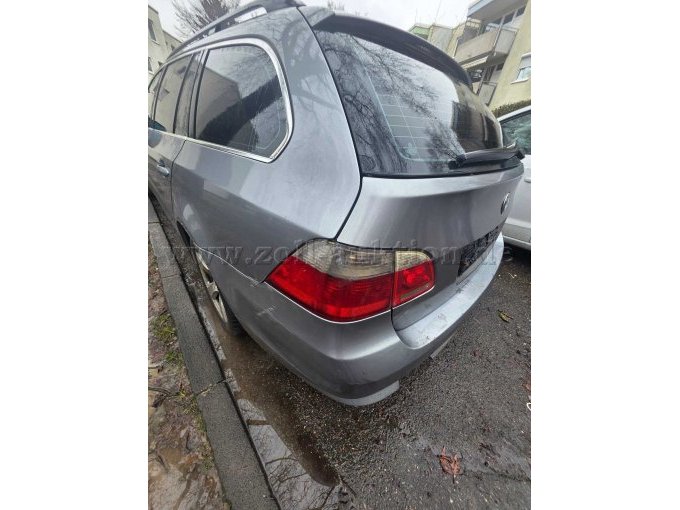 017 gesprungenes Rücklicht