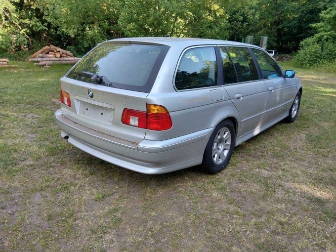 Ansicht von schräg hinten Beifahrerseite