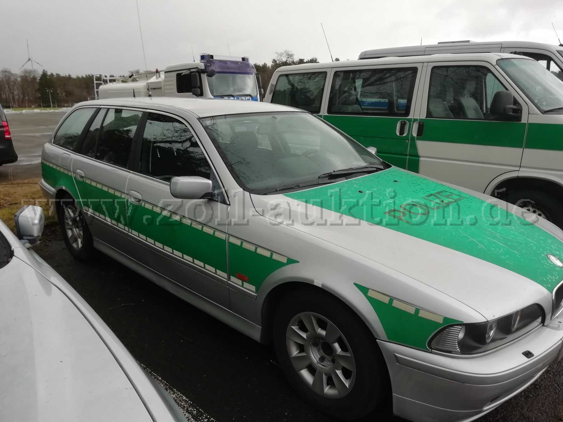 Fahrzeug rechte Seite