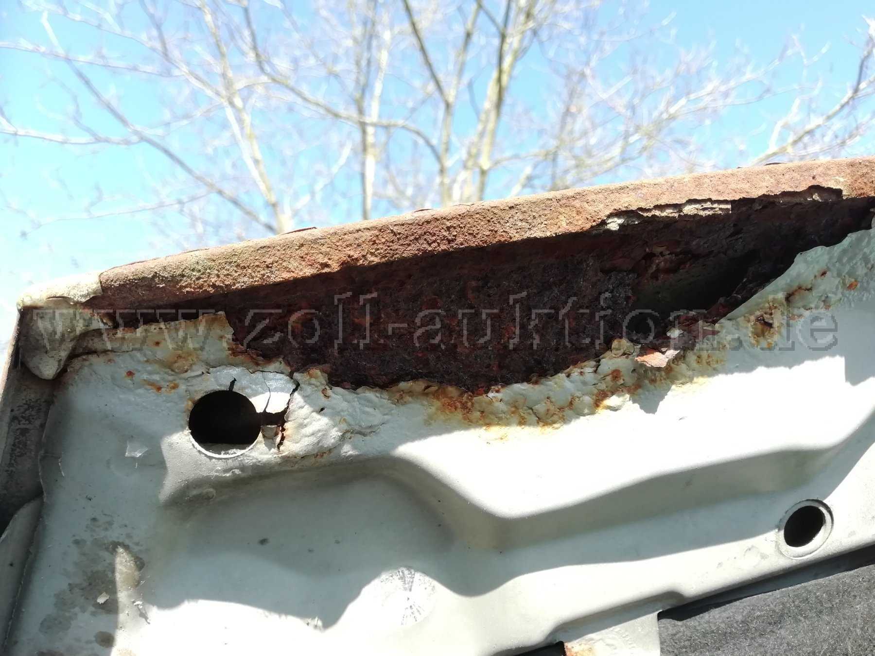 Motorhaube rechte Seite