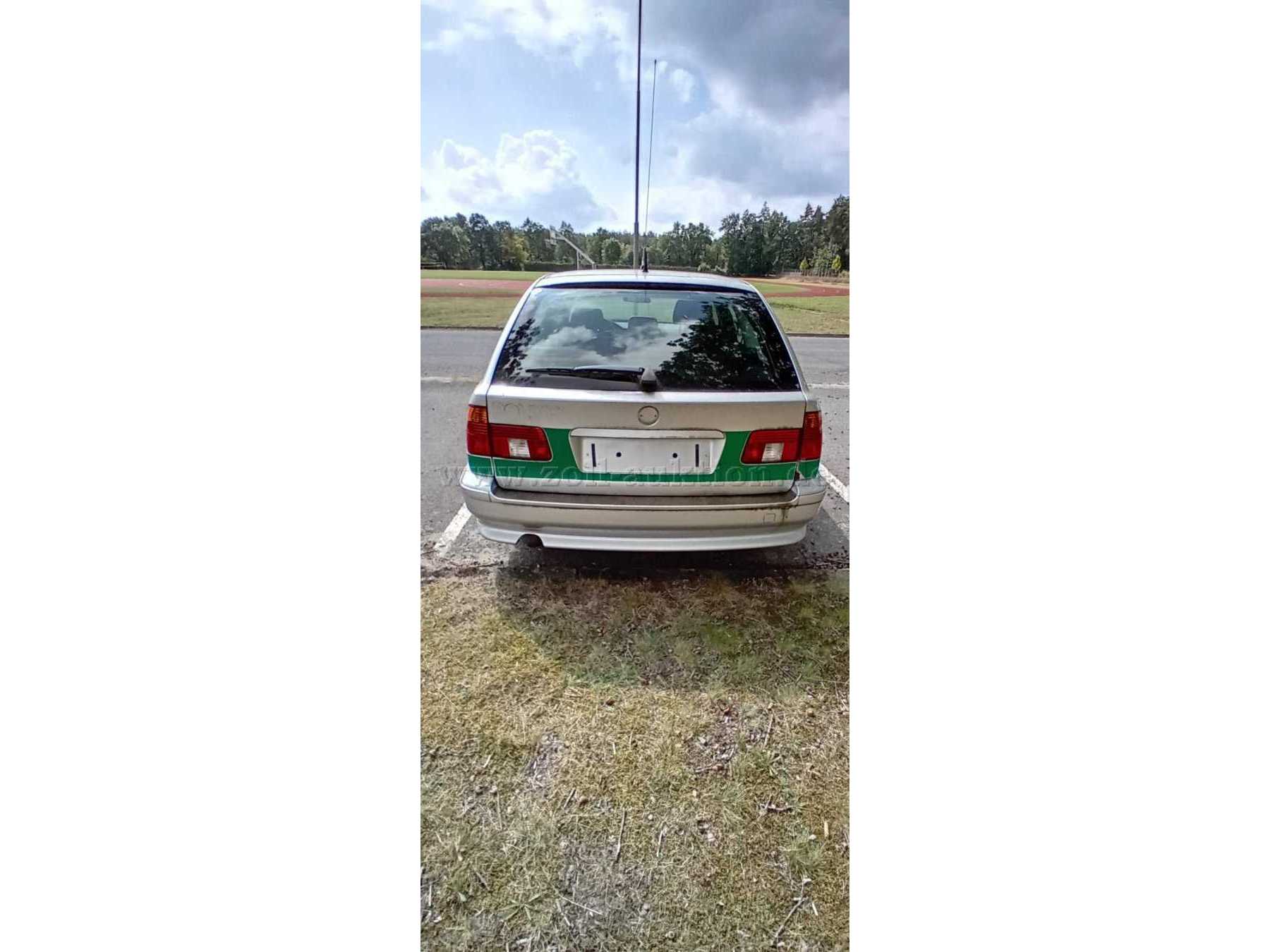 Fahrzeug hinten