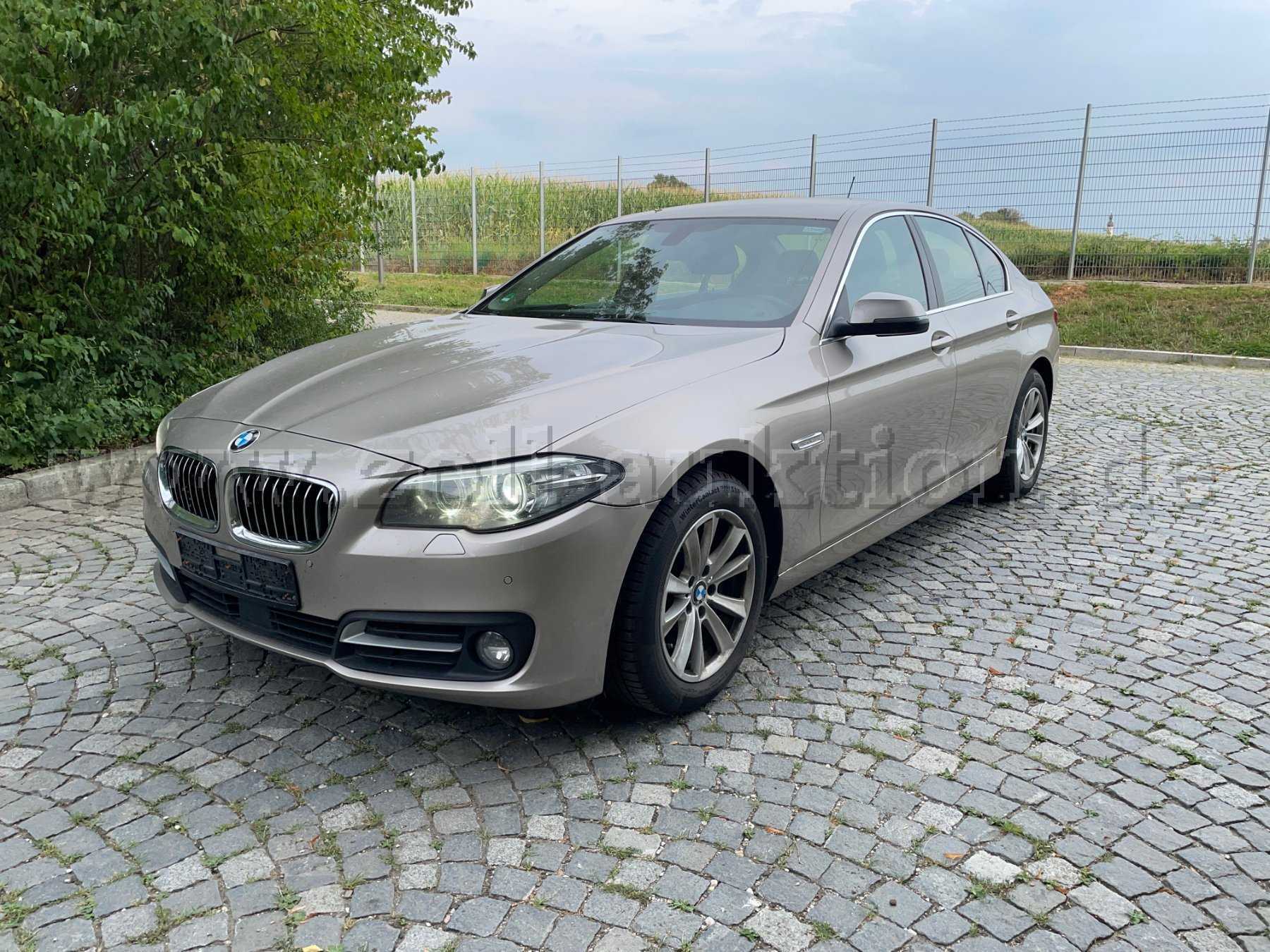 Fahrzeug vorne links