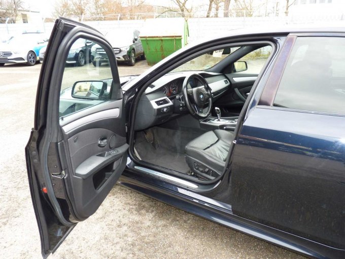 Übersicht Fahrereinstieg