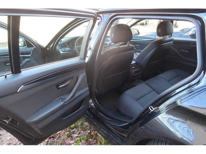 Einstieg hinten-links