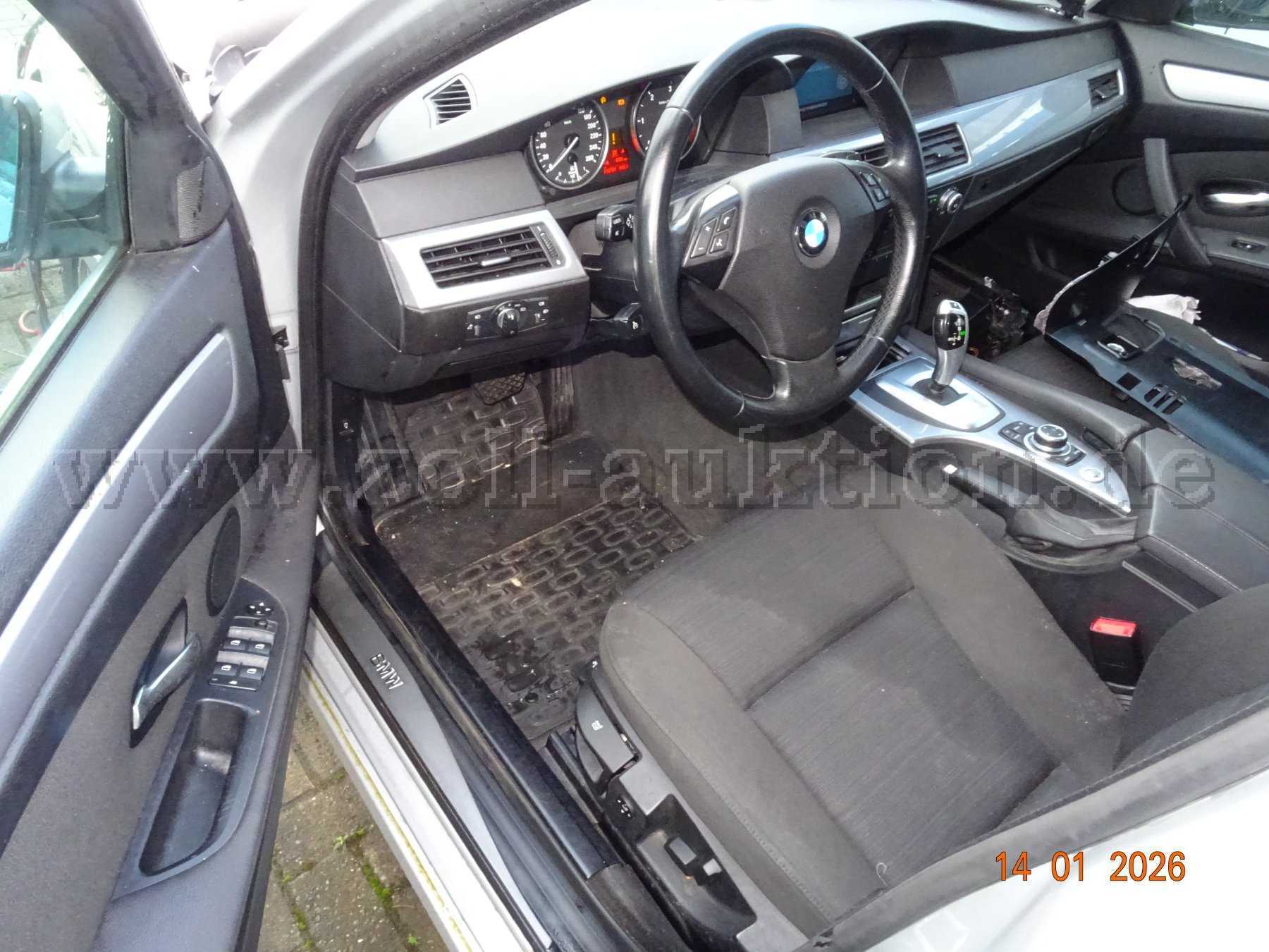 Innenraum Fahrerseite