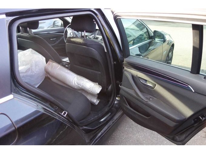 Beifahrerseite hinten Bild 2