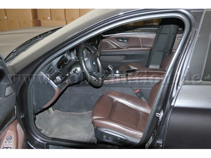 1. Sitzreihe Fahrerseite