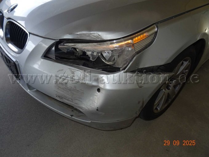 Stoßfänger links vorn