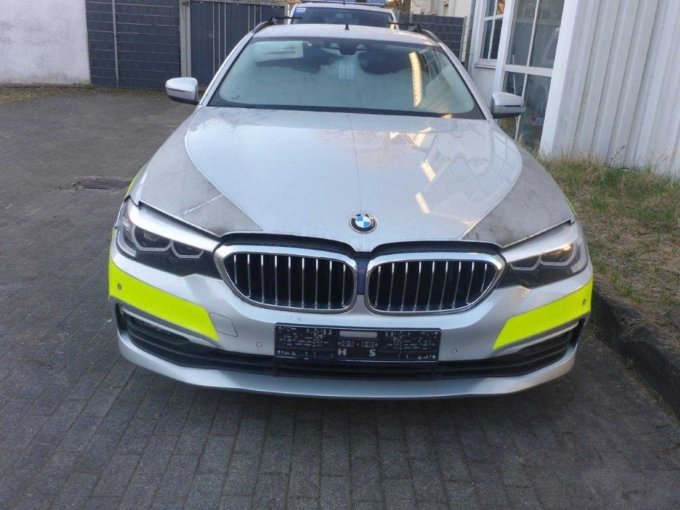 BMW 5er Touring Front