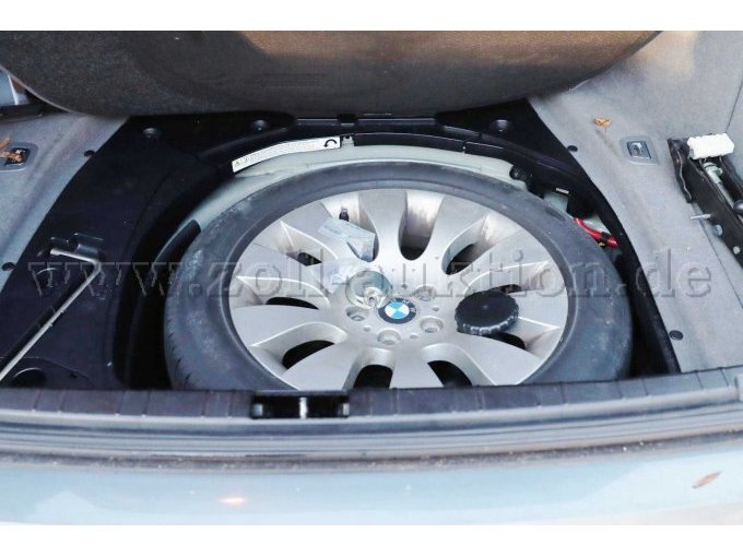 Kofferraum geöffnet