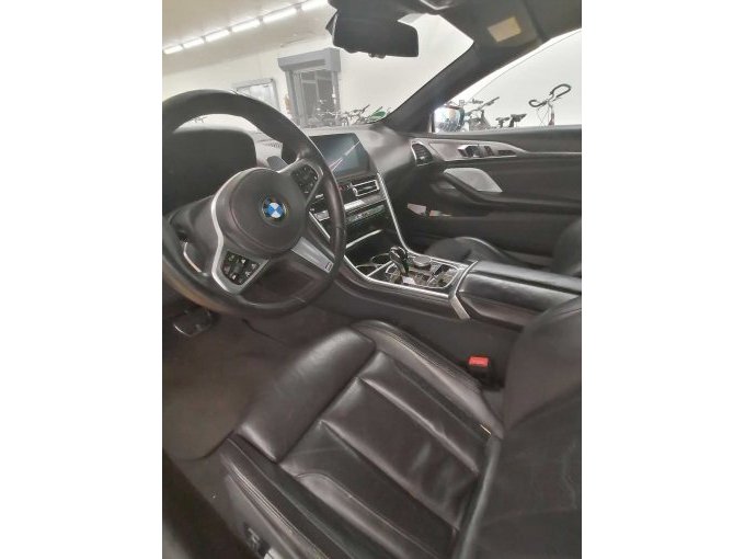 Cockpitansicht 1 BMW 840d Xdrive