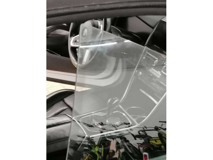 Ansicht nicht schließbares Fenster, Beifahrer, BMW 840d Xdrive