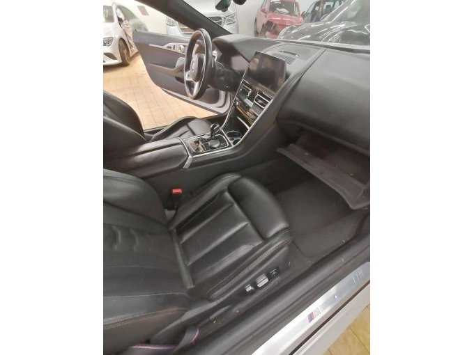 Cockpitansicht 3 BMW 840d Xdrive