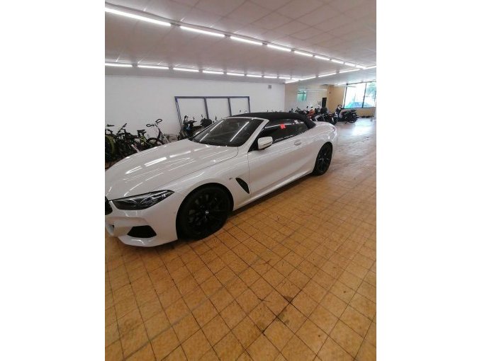Seitenansicht links BMW 840d Xdrive