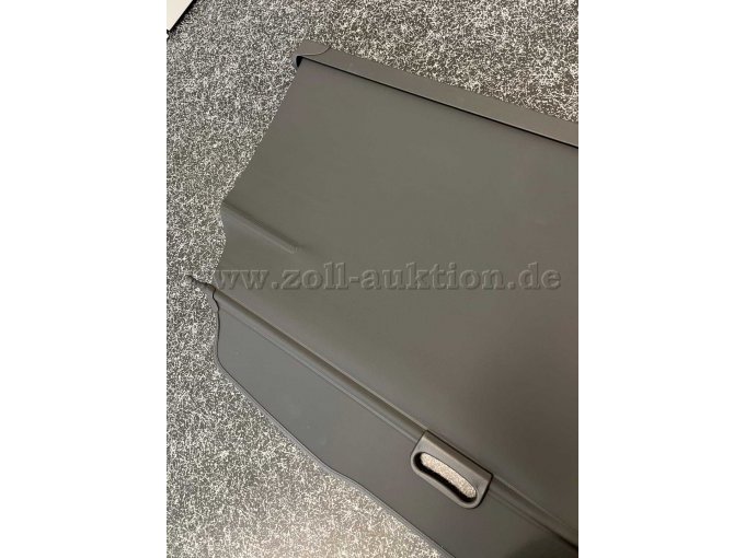 Abdeckung seitlich ausgezogen