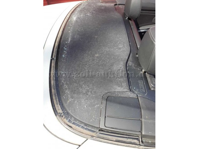 Verdeckkasten, geöffnetes Verdeck