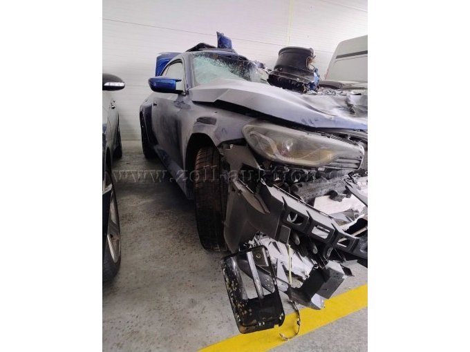 BMW M2, rechte Seite