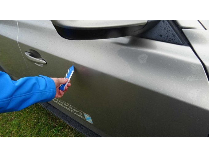 Schaden / Verschrammungen Beifahrertüre