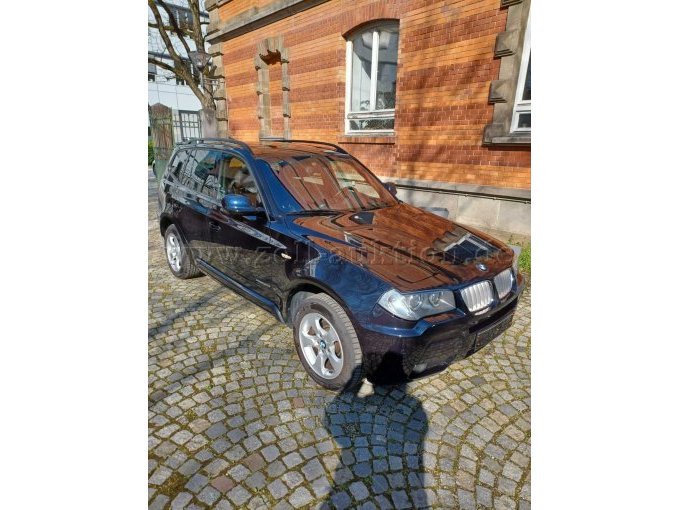 Ansicht vorne rechts