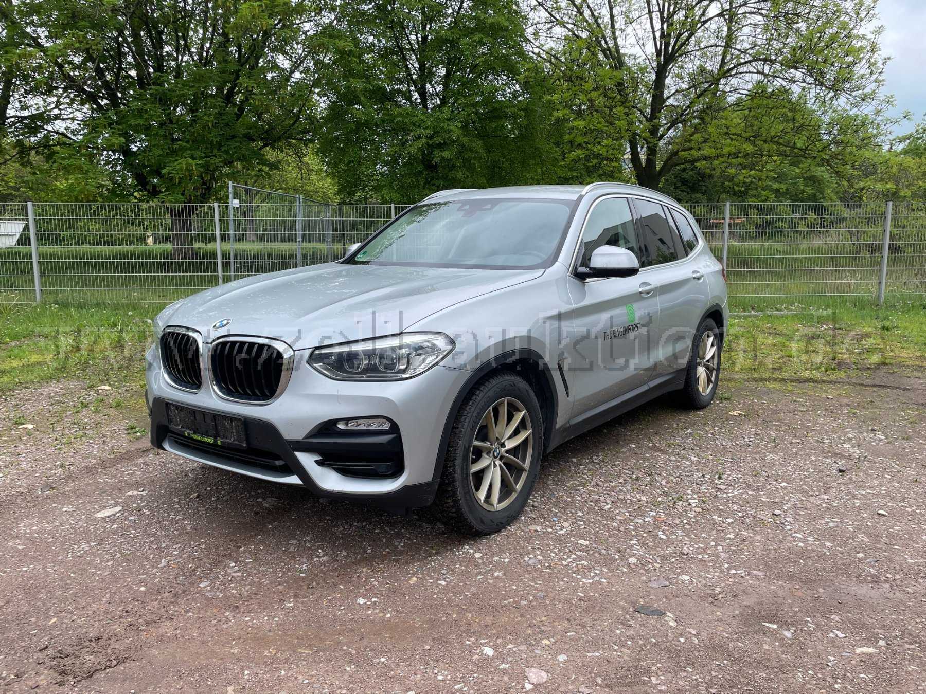 Ansicht Fahrerseite vorn