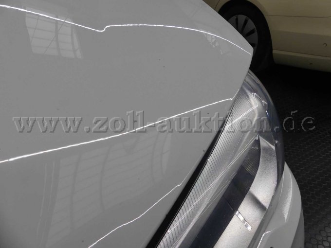 Ansicht BMW Steinschläge Motorhaube