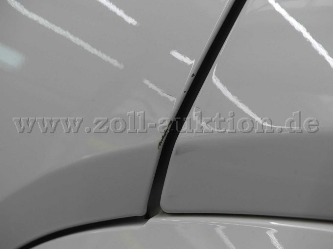 Ansicht BMW Lackkratzer