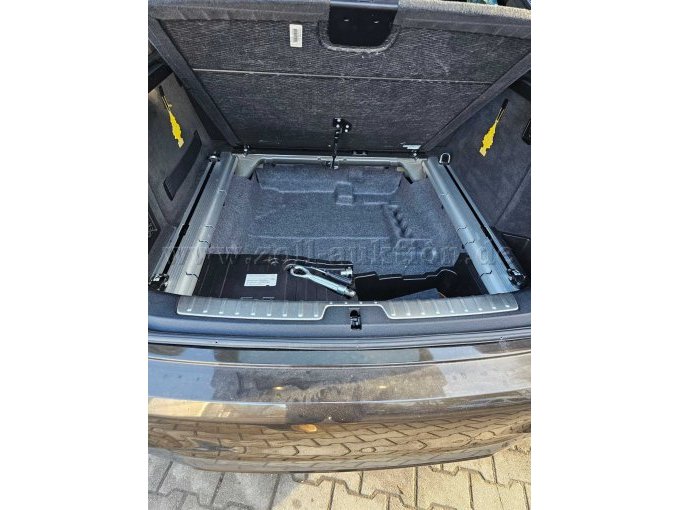 BMW X6
Kofferraum-Abtrennung