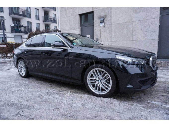 Ansicht vorne rechts