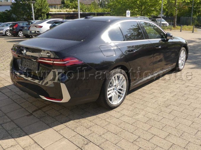 1 BMW i5 Lim. eDrive40 – foto 3 – kavel bij Zoll-Auktion, Koblenz