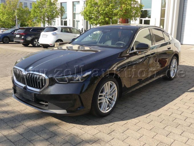 1 BMW i5 Lim. eDrive40 – kavel bij Zoll-Auktion, Koblenz