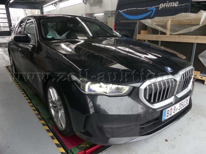 Frontansicht vorn rechts