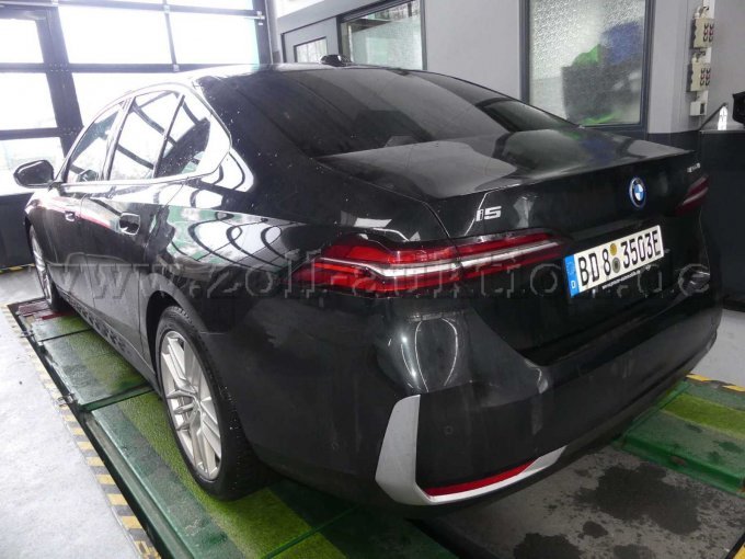 Heckansicht hinten links