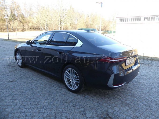 Ansicht hinten links