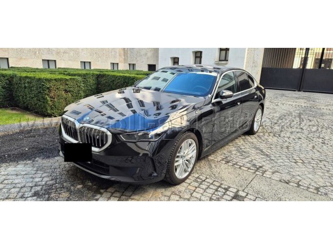 Frontansicht seitlich