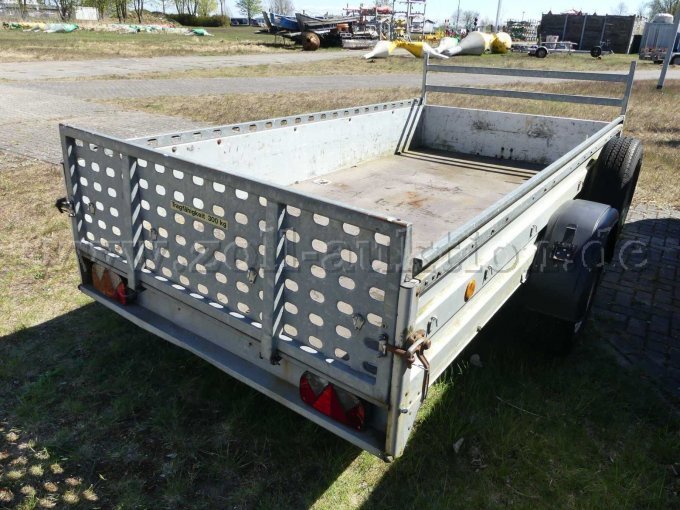 BW1-532 Gesamtansicht hinten rechts