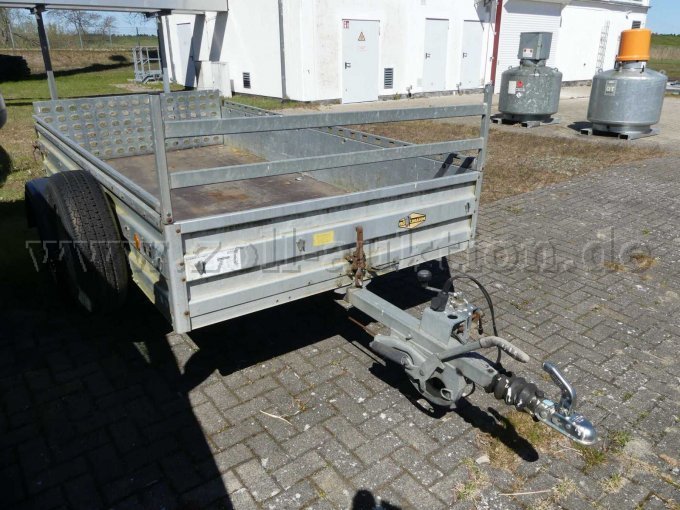 BW1-532 Gesamtansicht vorn rechts