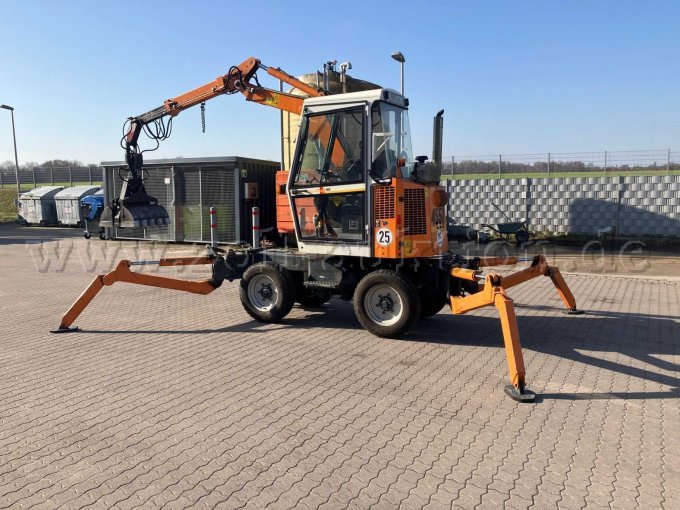 Bagger seitlich