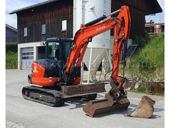 Bagger vorne rechts