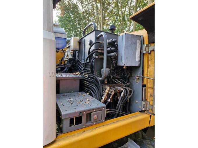 1 Bagger, Liebherr, Type A316 Litronic, DEFEKT! – foto 13 – kavel bij Zoll-Auktion, Garrel
