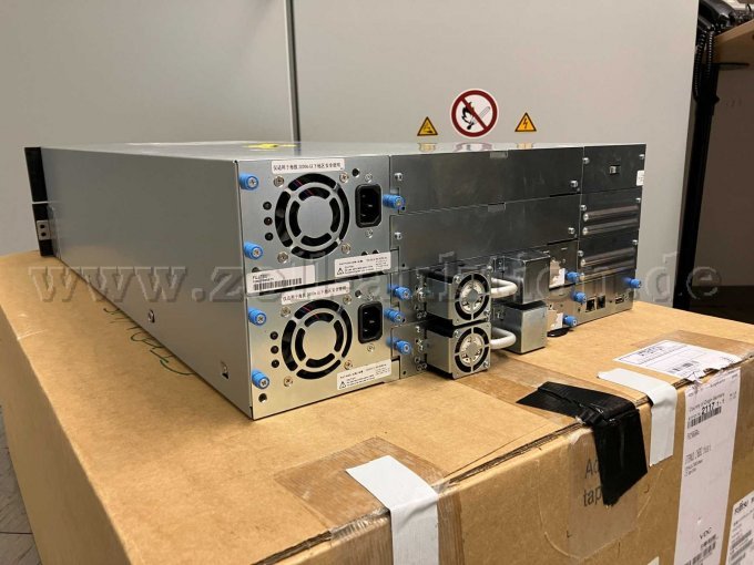 Eternus LT60 S2 Rückansicht