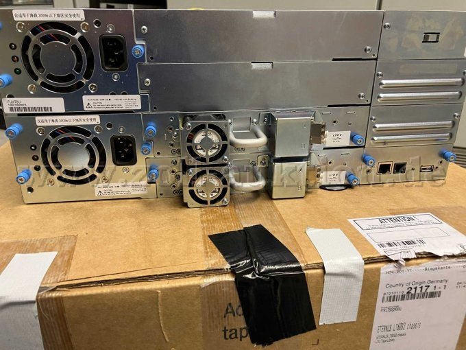 Eternus LT60 S2 Rückansicht Detail