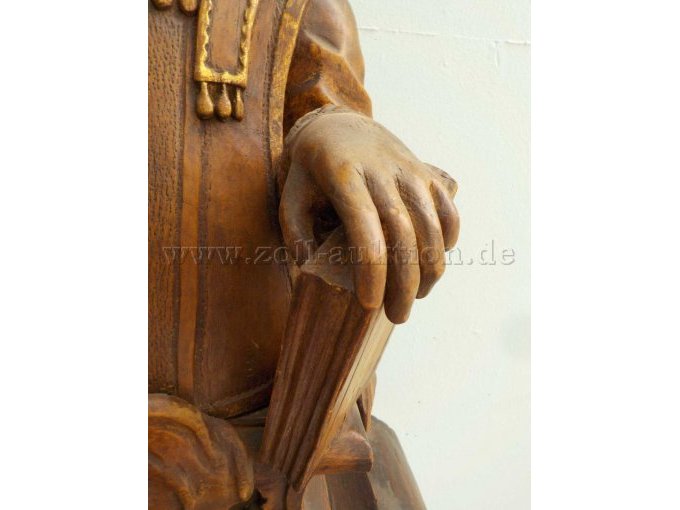 Detailansicht Hand des Bischofs