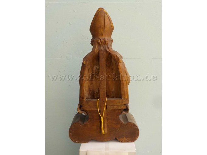Rückansicht Bischofsbüste