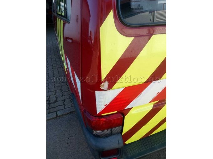 Heckklappe/Seitenwand gespachtelt