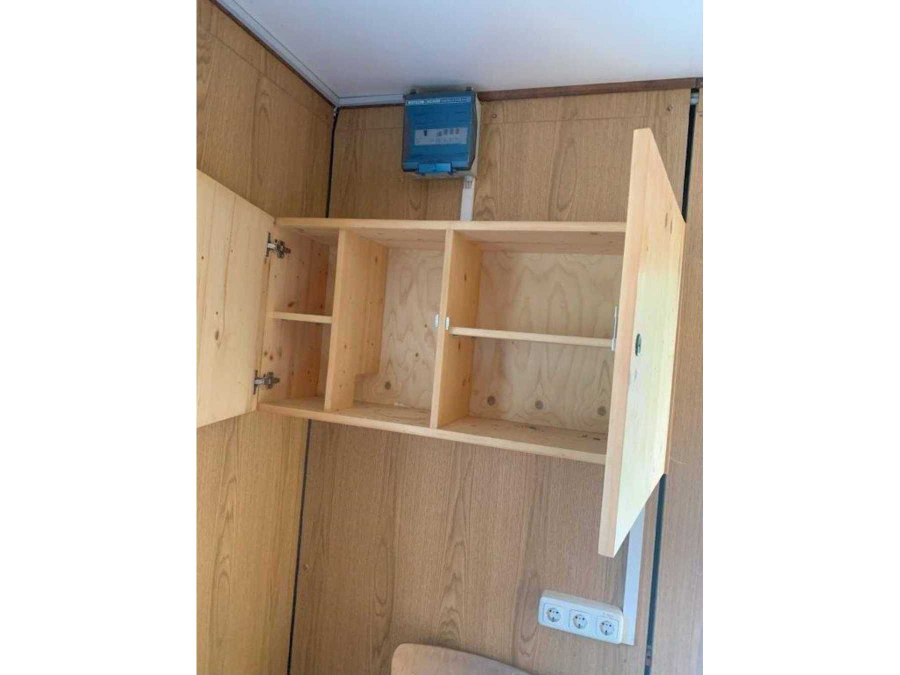 Hängeschrank