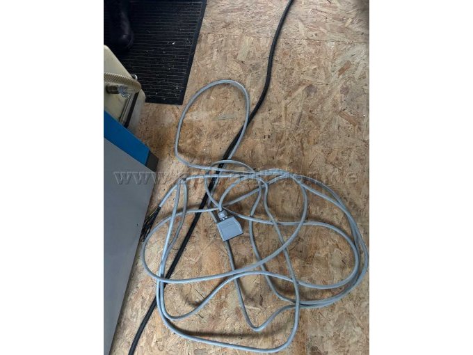 Harting Stecker mit ca.9m langem Anschlusskabel