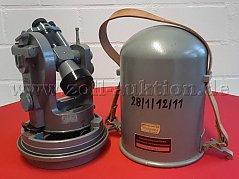 Instrument und Transportbehälter
Vorne seitlich -1-